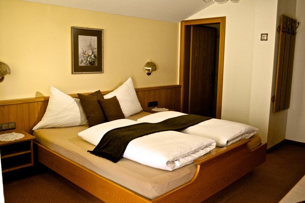 Pension Worgotter Kirchdorf in Tirol Room photo